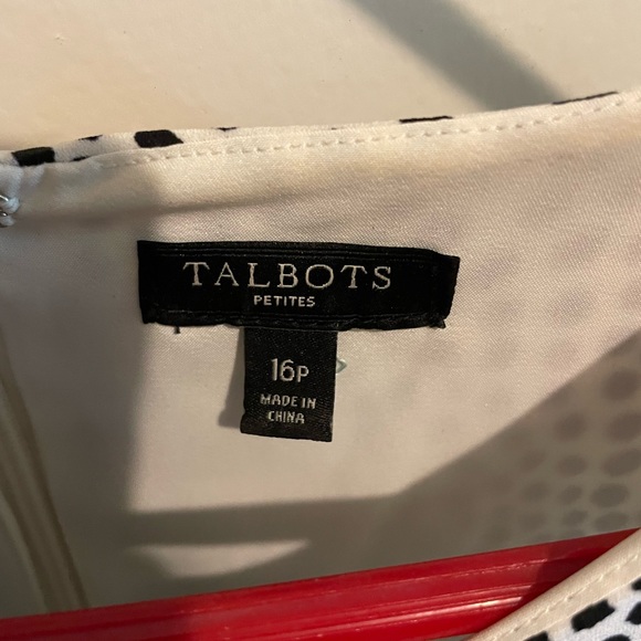 Sleeveless black polkadot dress - Picture 2 of 3